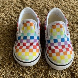 6c Rainbow Checkered Vans